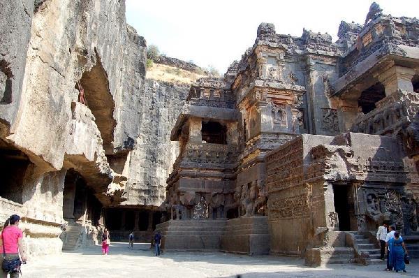 Cave 9