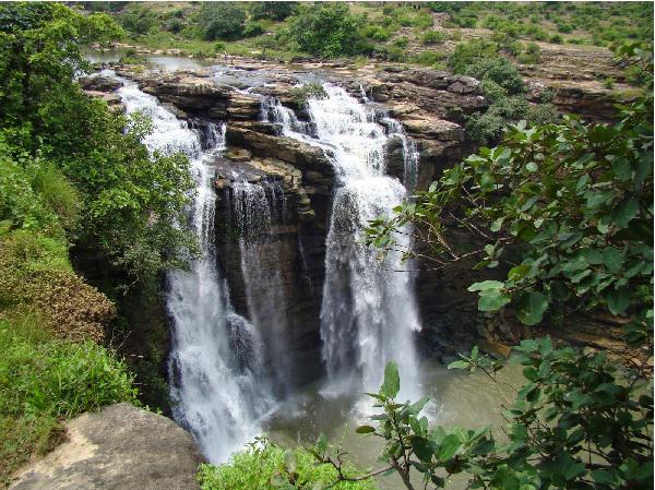 Dhuan and Manjhar Kund