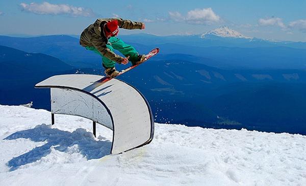 Freestyle Snowboarding