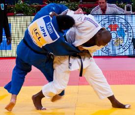 Nice Leg Sweep